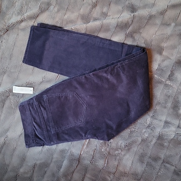 Old Navy Denim - Corduroy Low-Rise Slim Leg Pants From Old Navy Size 8, New!